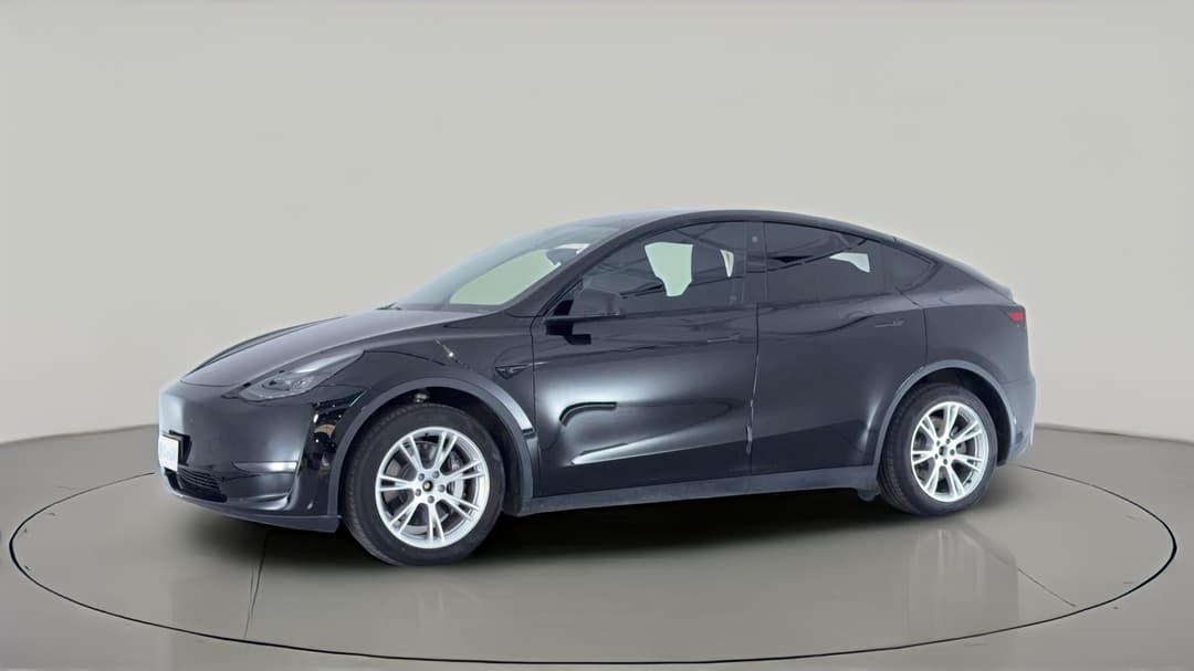 2023 Tesla Model Y Long Range, Automatic, 43869 km, Left Front Diagonal (45- Degree) View