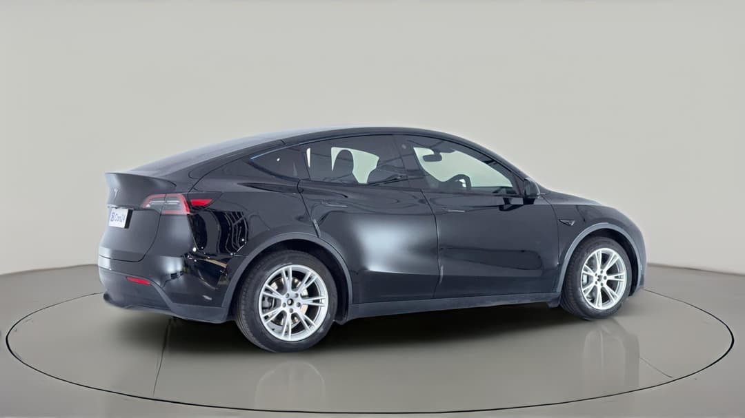 2023 Tesla Model Y Long Range, Automatic, 43869 km, Right Back Diagonal (45- Degree) View