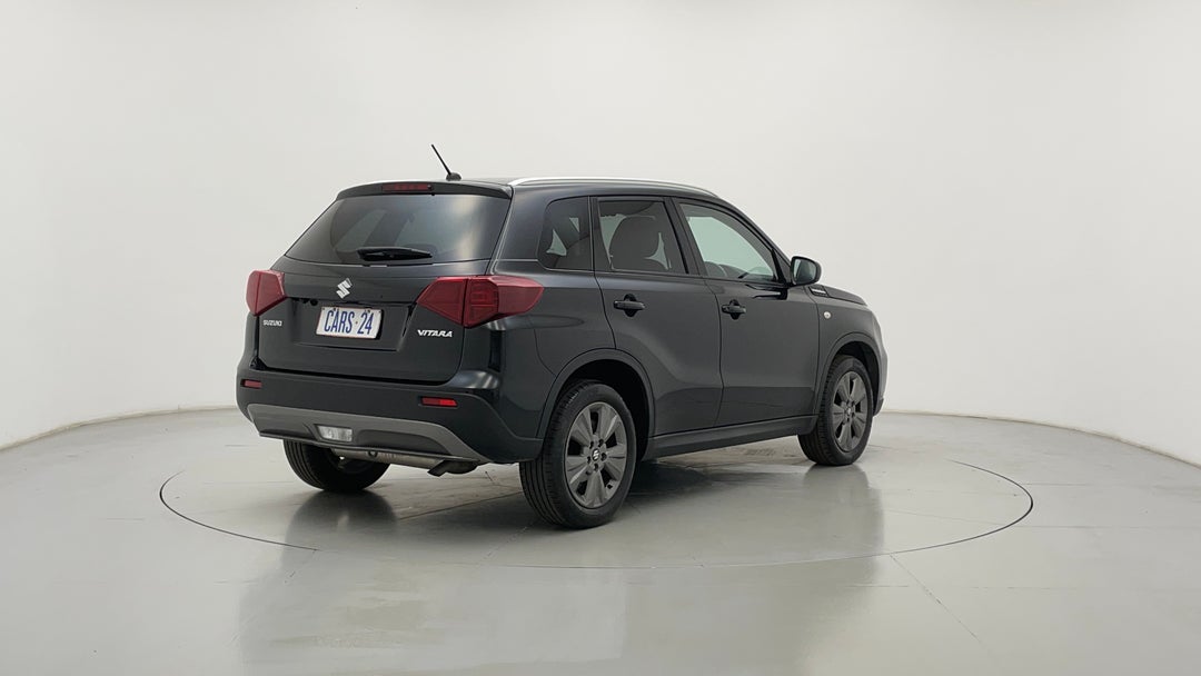 Right Back Diagonal (45- Degree) View