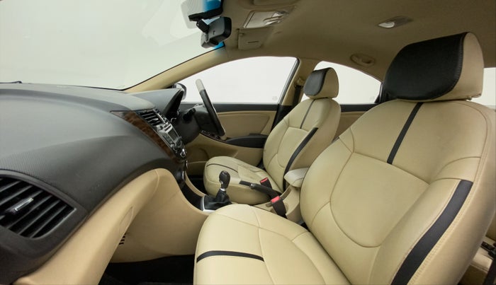 2014 Hyundai Verna FLUIDIC 1.6 VTVT SX, Petrol, Manual, 46,319 km, Right Side Front Door Cabin