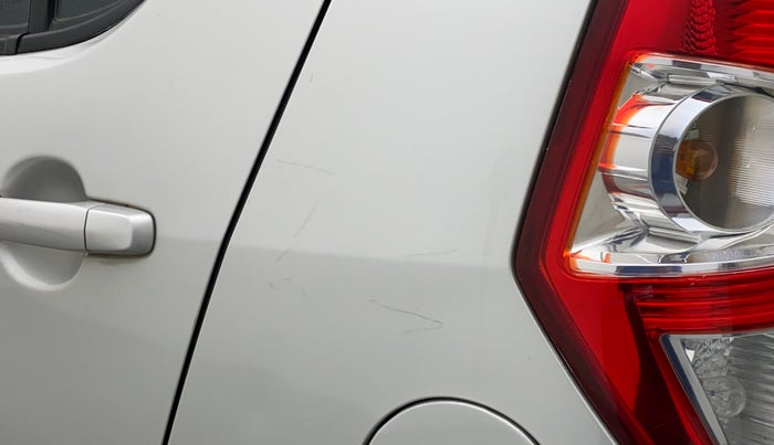 2014 Maruti Ritz ZXI, Petrol, Manual, 34,379 km, Left quarter panel - Minor scratches