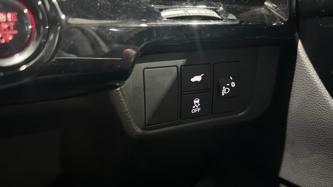 2024 Honda CR-V Vti L (2WD) 5 Seats, Automatic, 25638 km, Utility Switches/Buttons