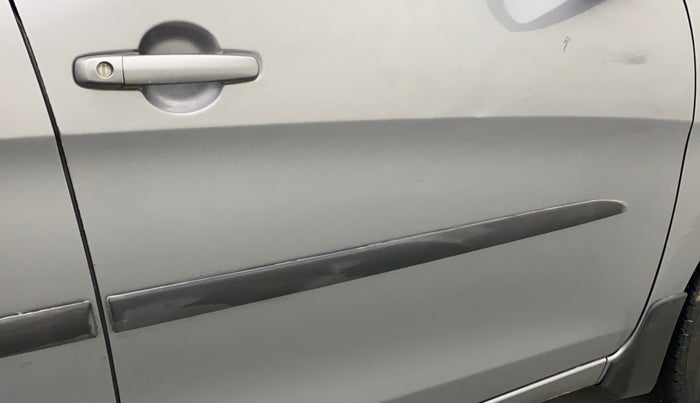 2015 Maruti Celerio ZXI AMT, Petrol, Automatic, 1,06,212 km, Driver-side door - Slightly dented