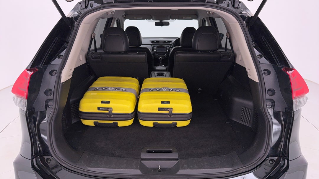2019 Nissan X-trail St-l (2WD), Automatic, 161959 km, Boot Inside View with Luggage