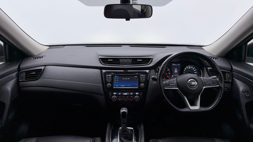 2019 Nissan X-trail St-l (2WD), Automatic, 161959 km, Dashboard View