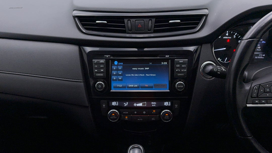 2019 Nissan X-trail St-l (2WD), Automatic, 161959 km, Center Console