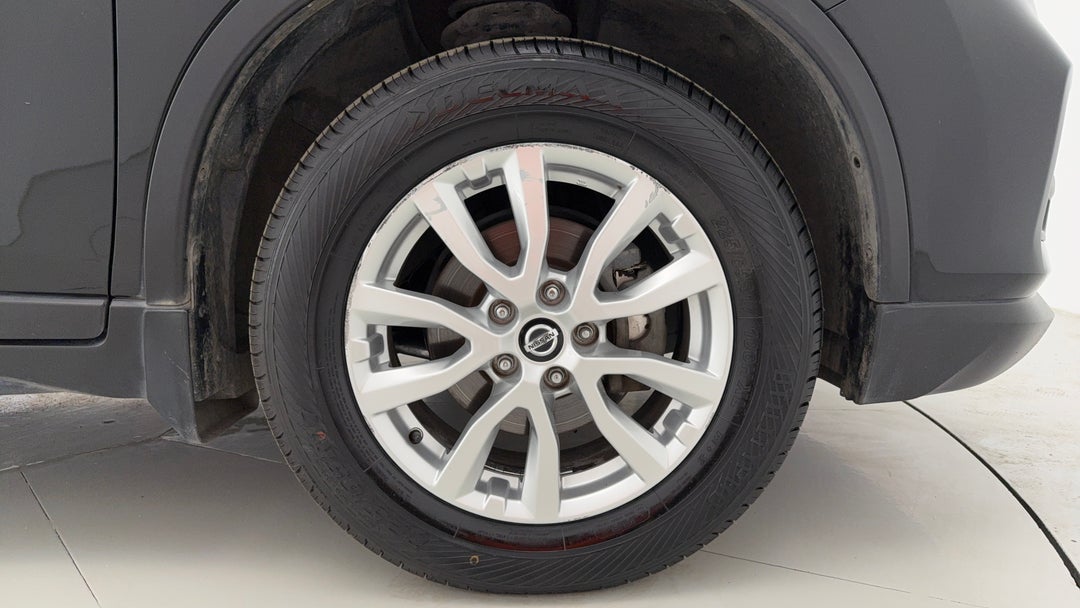 2019 Nissan X-trail St-l (2WD), Automatic, 161959 km, Right Front Wheel