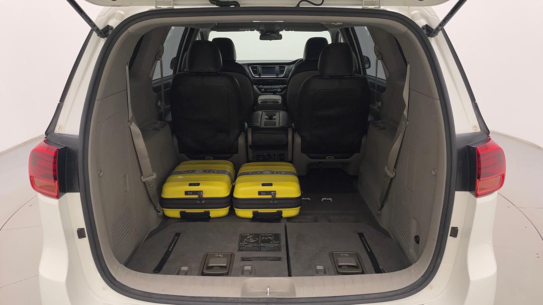 2018 Kia Carnival S, Automatic, 108823 km, Boot Inside View with Luggage