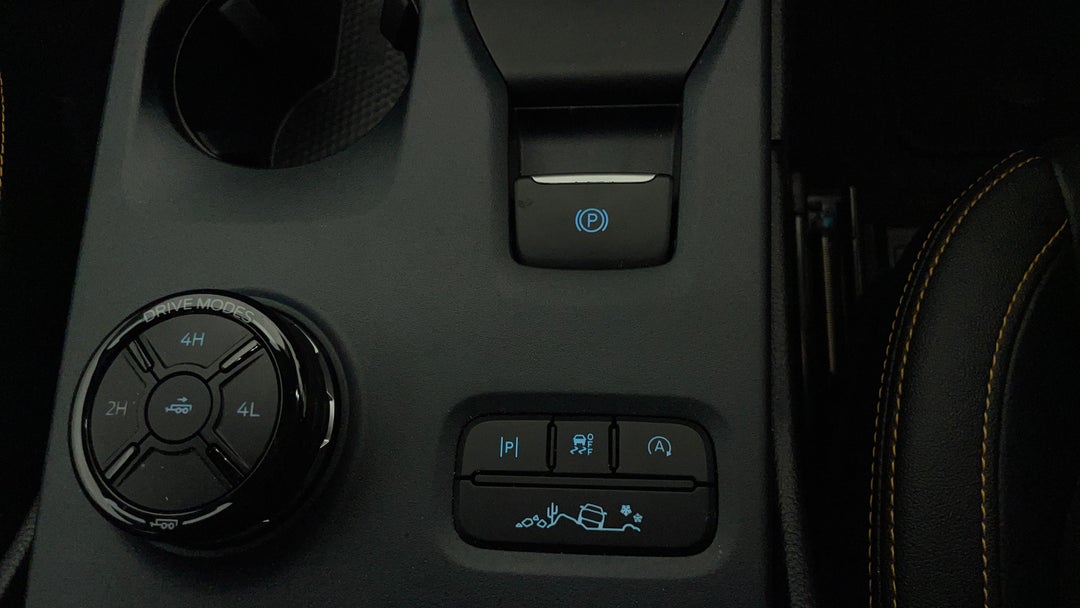 2024 Ford Ranger Wildtrak 2.0 (4x4), Automatic, 15119 km, Handbrake