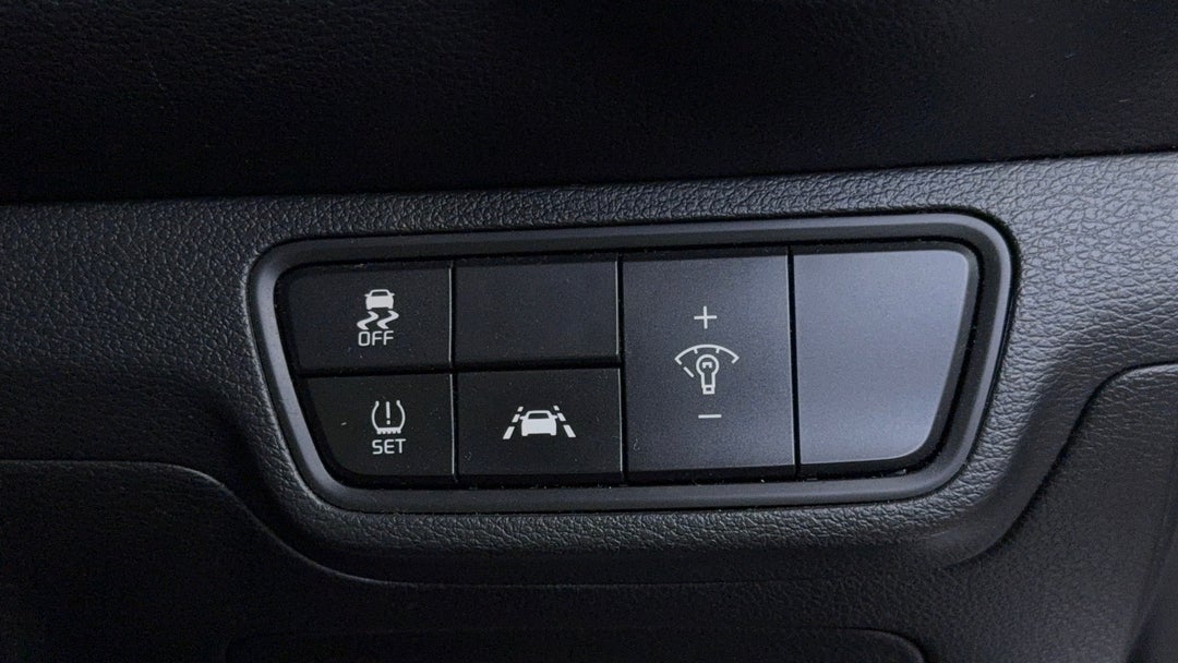 2018 Kia Cerato Sport Nav, Automatic, 91303 km, Utility Switches/Buttons