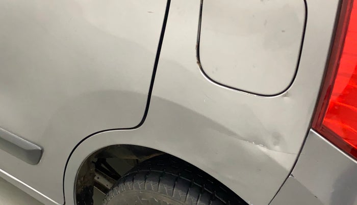2018 Maruti Wagon R 1.0 LXI CNG, CNG, Manual, 1,04,892 km, Left quarter panel - Slightly dented