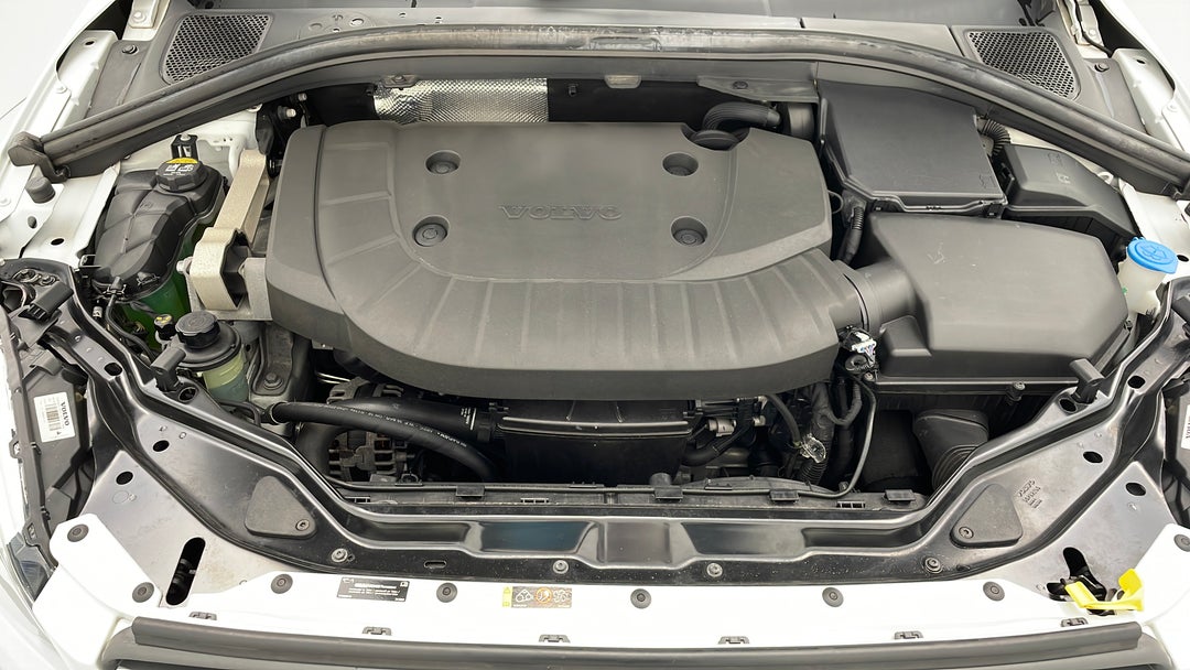 2016 Volvo XC60 D4 Luxury, Automatic, 120991 km, Open Bonnet (Engine)