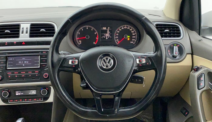 2015 Volkswagen Vento HIGHLINE PETROL AT, Petrol, Automatic, 71,330 km, Steering Wheel Close Up