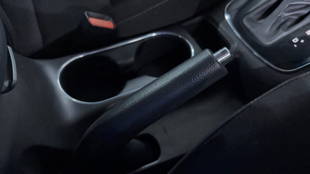 2017 Kia Cerato Sport, Automatic, 37017 km, Handbrake