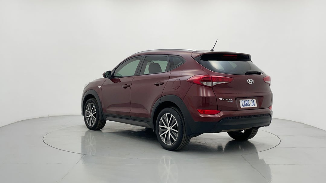 Left Back Diagonal (45- Degree) View