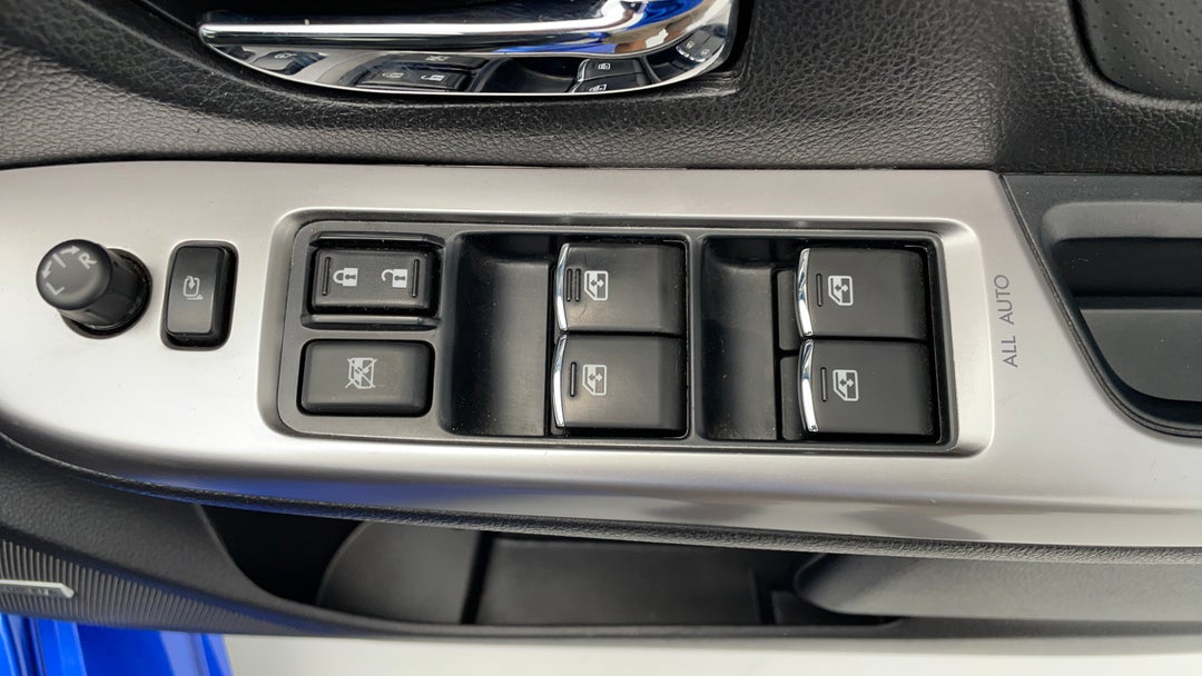 Drivers Side Door Panel Controls