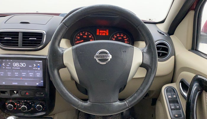 2014 Nissan Terrano XV D THP PREMIUM 110 PS, Diesel, Manual, 1,08,497 km, Steering Wheel Close Up