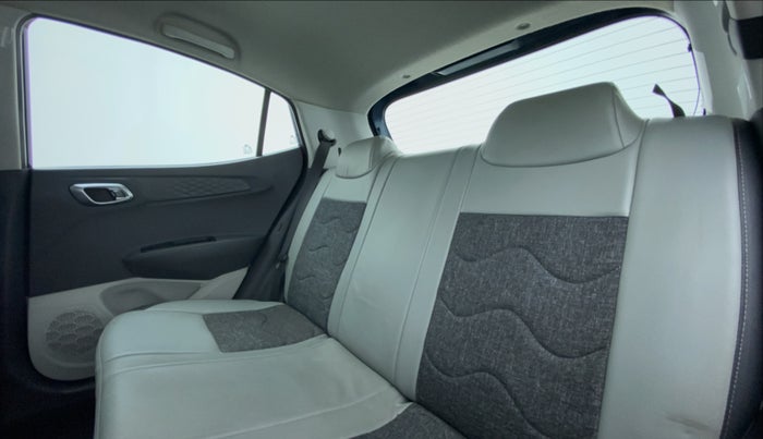 2020 Hyundai GRAND I10 NIOS SPORTZ 1.2 AT, Petrol, Automatic, 27,645 km, Right Side Rear Door Cabin