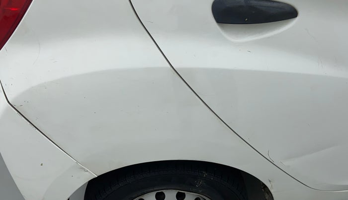 2017 Hyundai Eon ERA +, Petrol, Manual, 25,827 km, Right quarter panel - Minor scratches