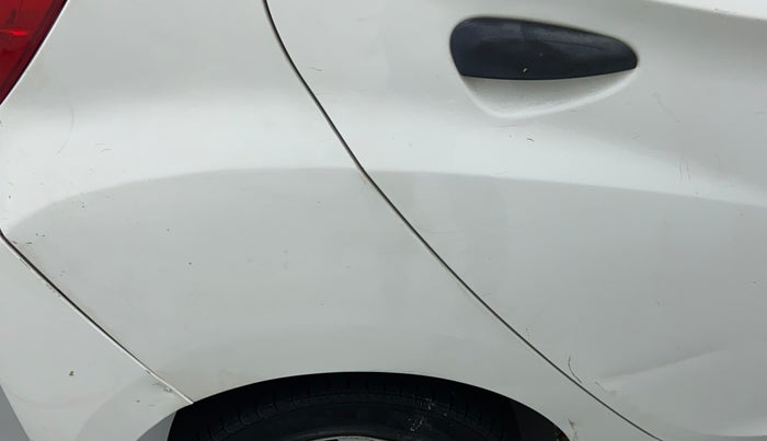 2017 Hyundai Eon ERA +, Petrol, Manual, 25,827 km, Right quarter panel - Slightly dented