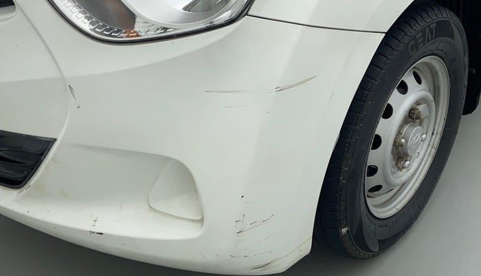 2017 Hyundai Eon ERA +, Petrol, Manual, 25,827 km, Front bumper - Minor scratches