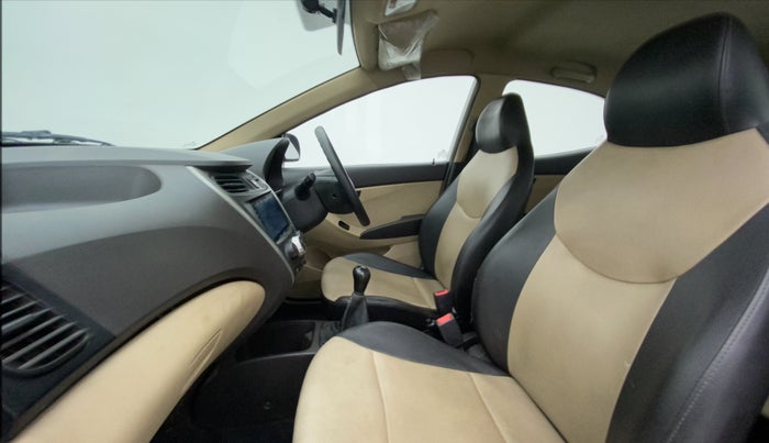2017 Hyundai Eon ERA +, Petrol, Manual, 25,827 km, Right Side Front Door Cabin