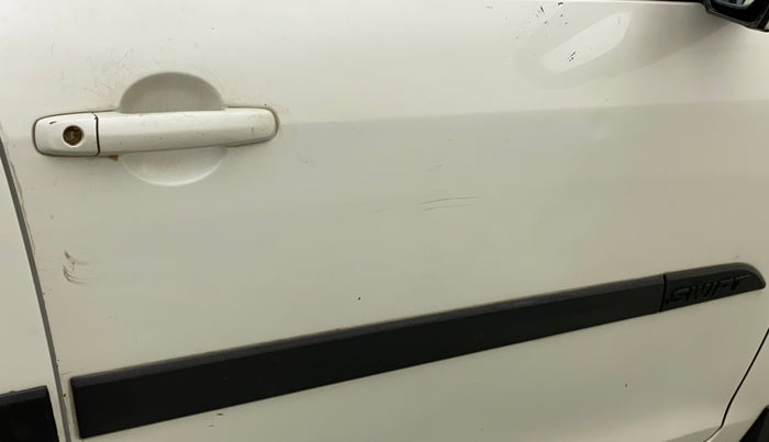 2014 Maruti Swift Dzire VXI, Petrol, Manual, 1,00,878 km, Driver-side door - Minor scratches