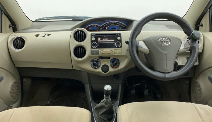 2015 Toyota Etios Liva GD, Diesel, Manual, 99,225 km, Dashboard