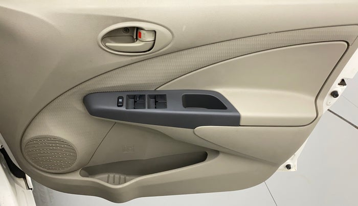 2015 Toyota Etios Liva GD, Diesel, Manual, 99,225 km, Driver Side Door Panels Control