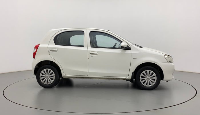 2015 Toyota Etios Liva GD, Diesel, Manual, 99,046 km, Right Side View