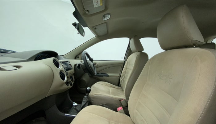 2015 Toyota Etios Liva GD, Diesel, Manual, 99,225 km, Right Side Front Door Cabin