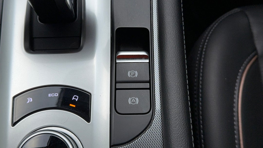 2022 GWM Ute Cannon-x (4x4), Automatic, 49920 km, Handbrake