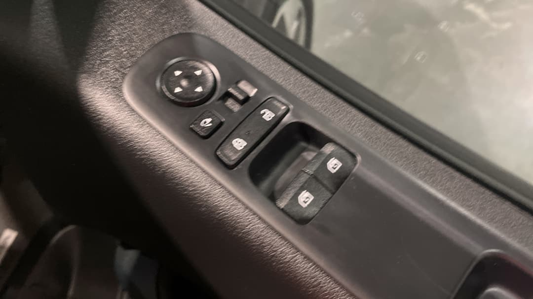 2022 Hyundai Staria Highlander, Automatic, 91291 km, Drivers Side Door Panel Controls