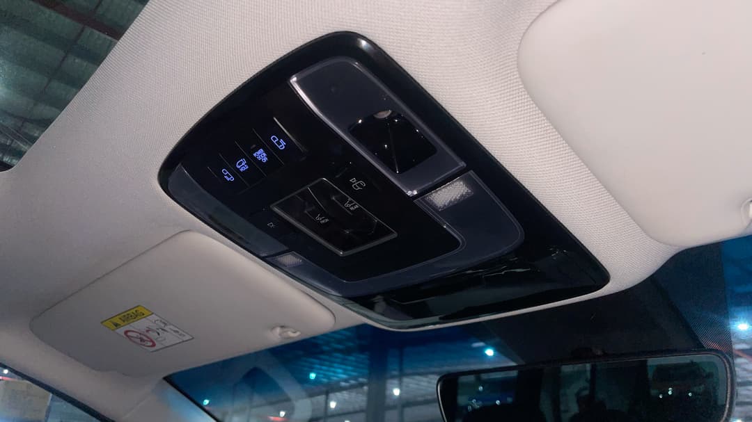 2022 Hyundai Staria Highlander, Automatic, 91291 km, On-Roof Controls/Sunglass holder