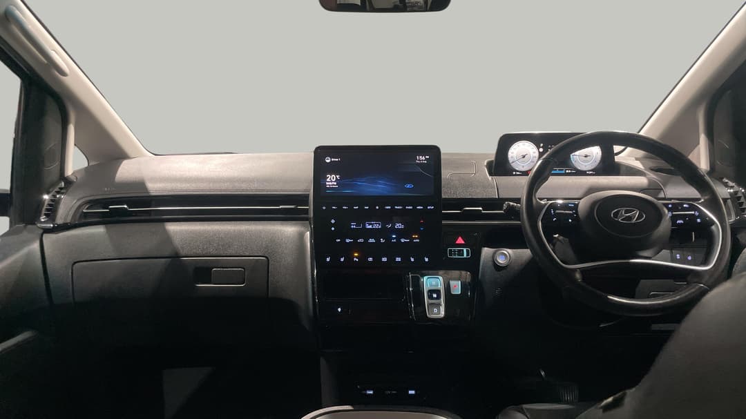 2022 Hyundai Staria Highlander, Automatic, 91291 km, Dashboard View