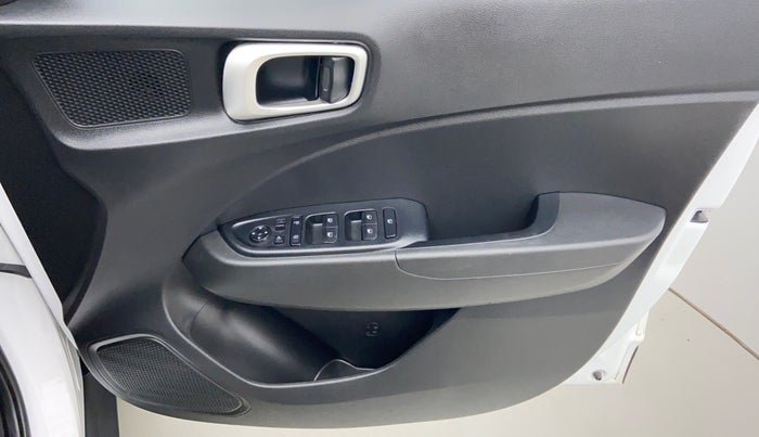 2020 Hyundai VENUE SX 1.0 GDI IMT, Petrol, Manual, 4,489 km, Driver Side Door Panels Controls