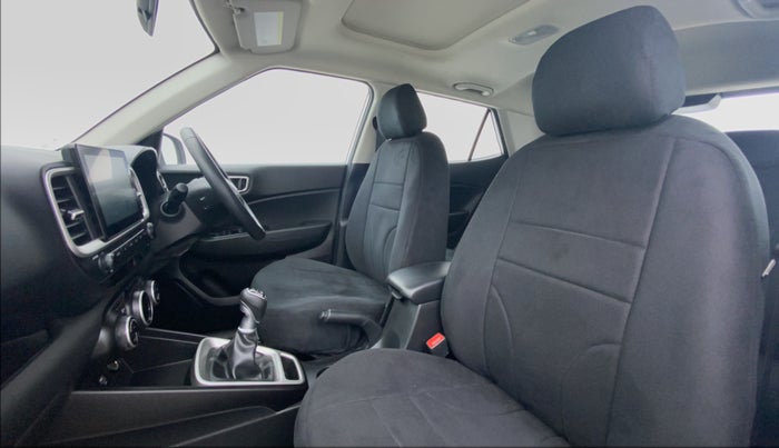 2020 Hyundai VENUE SX 1.0 GDI IMT, Petrol, Manual, 4,489 km, Right Side Front Door Cabin View
