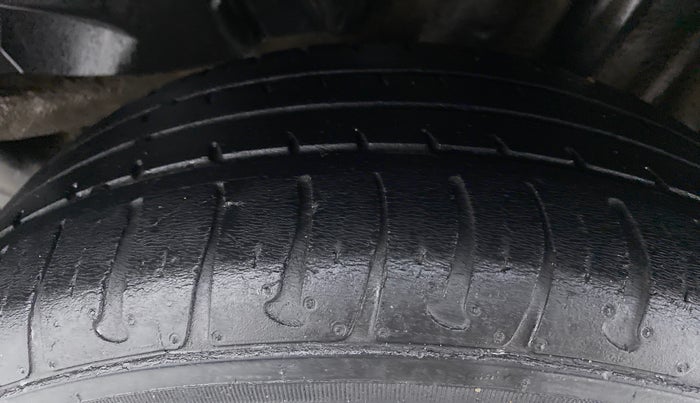 2018 Tata Tiago XZ 1.2 REVOTRON, Petrol, Manual, 98,464 km, Left Rear Tyre Tread