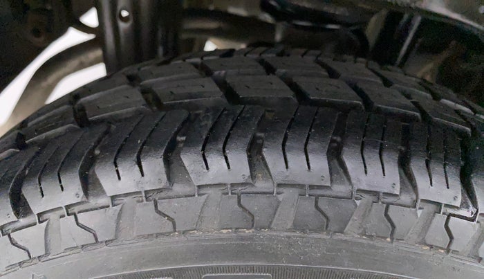 2014 Maruti Alto 800 LXI, Petrol, Manual, 8,039 km, Right Rear Tyre Tread