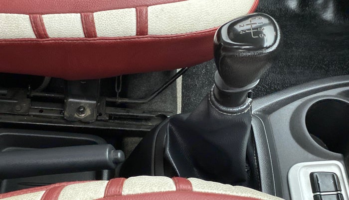2019 Datsun Redi Go S 1.0, CNG, Manual, 28,759 km, Gear Lever