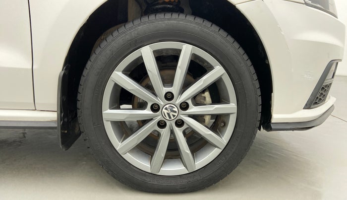 2019 Volkswagen Polo HIGHLINE PLUS 1.5L DIESEL, Diesel, Manual, 23,747 km, Right Front Wheel
