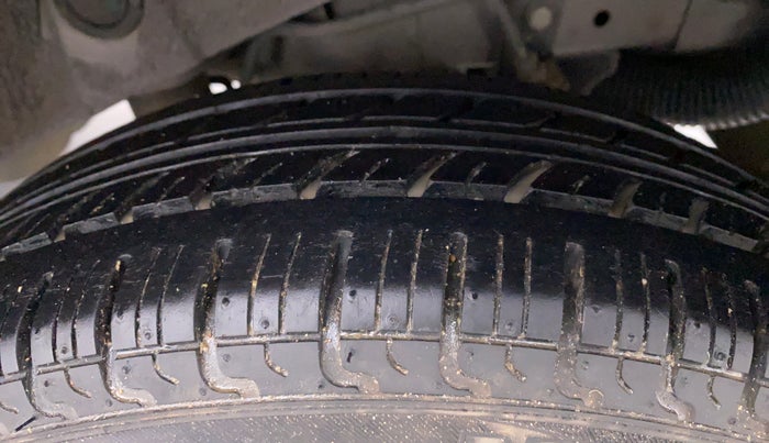 2012 Hyundai Santro Xing GL PLUS, Petrol, Manual, 37,408 km, Left Rear Tyre Tread