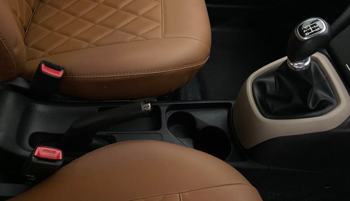 2017 Hyundai Xcent S 1.2, Petrol, Manual, 35,274 km, Gear Lever