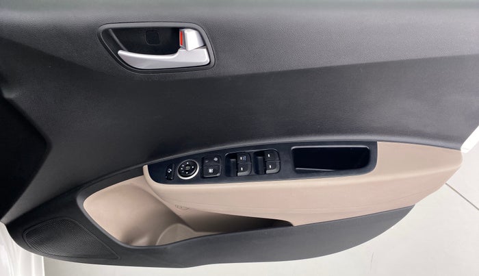 2017 Hyundai Xcent S 1.2, Petrol, Manual, 35,274 km, Driver Side Door Panels Control