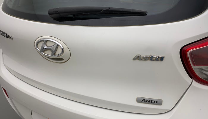 2016 Hyundai Grand i10 ASTA (O) AT 1.2 KAPPA VTVT, Petrol, Automatic, 43,634 km, Dicky (Boot door) - Slightly dented