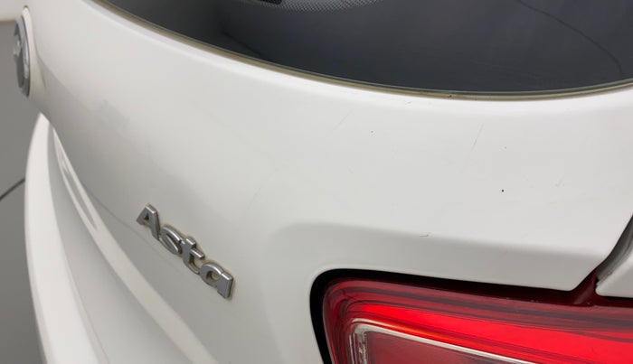 2016 Hyundai Grand i10 ASTA (O) AT 1.2 KAPPA VTVT, Petrol, Automatic, 43,634 km, Dicky (Boot door) - Slightly rusted