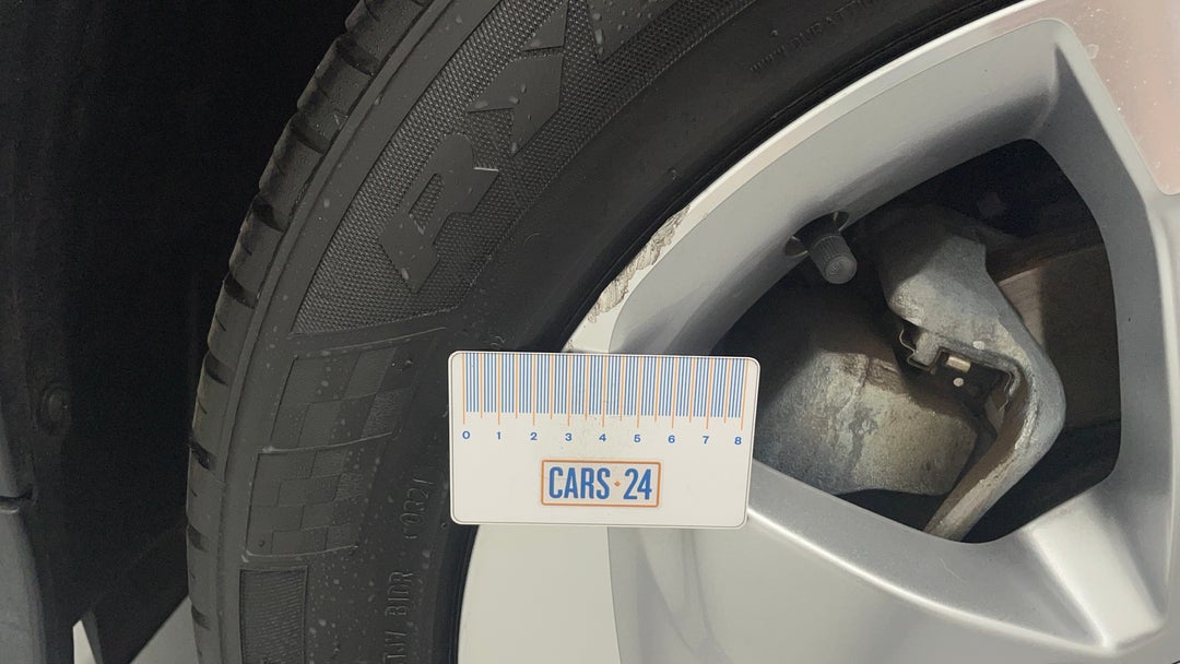 2015 Honda HR-V Vti-s, Automatic, 98599 km, Wheels Rim Front LHS Gutter Rash