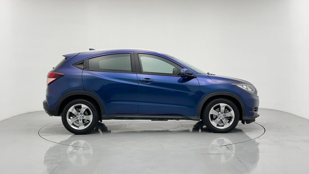 2015 Honda HR-V Vti-s, Automatic, 98599 km, Right Side View