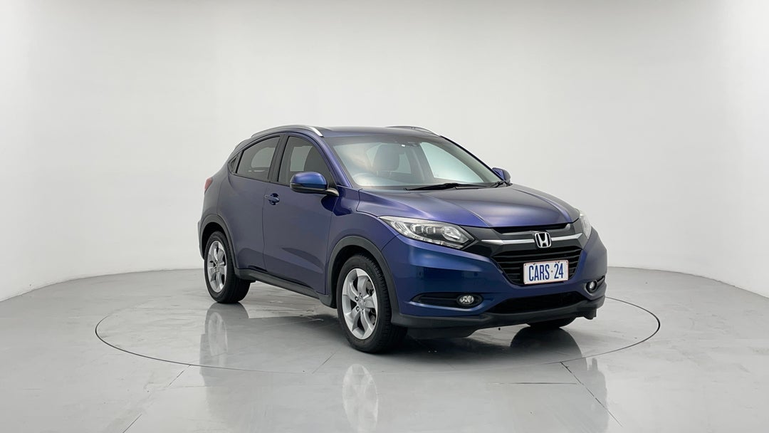 2015 Honda HR-V Vti-s, Automatic, 98599 km, Right Front Diagonal (45- Degree) View