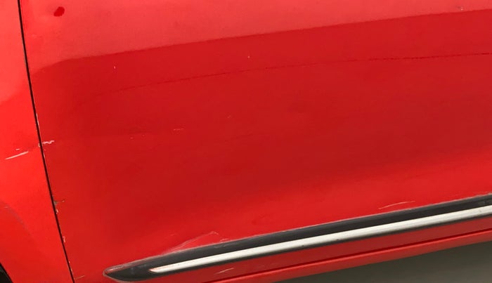 2018 Maruti Swift LXI, Petrol, Manual, 53,062 km, Front passenger door - Minor scratches